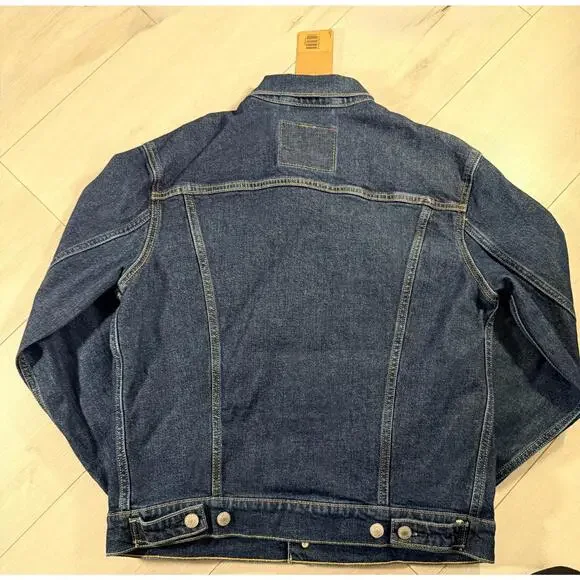NWT Levi's Men's Trucker Stretch Denim Dark Blue Wash Jacket Size Small - Picture 2 of 9